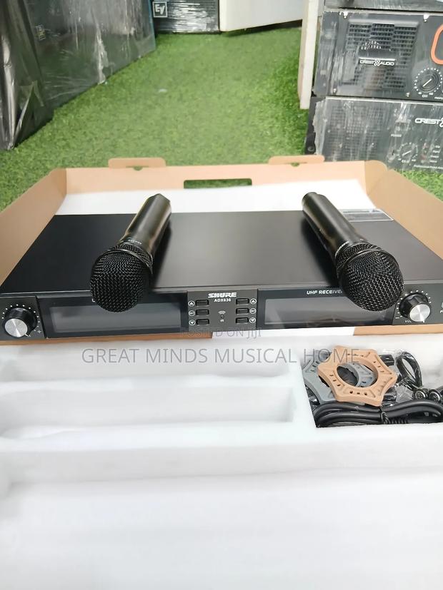 Shure Adx636 Wireless Microphone · Photo 2