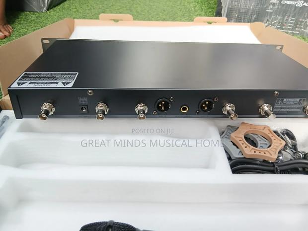 Shure Adx636 Wireless Microphone · Photo 4