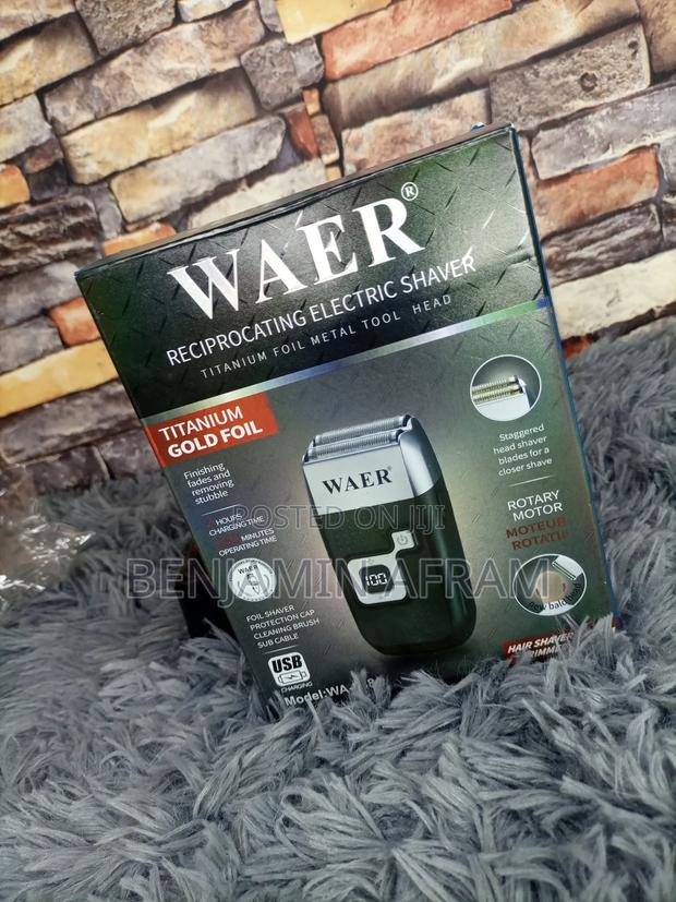 Reciprocating Electric Shaver · Photo 1