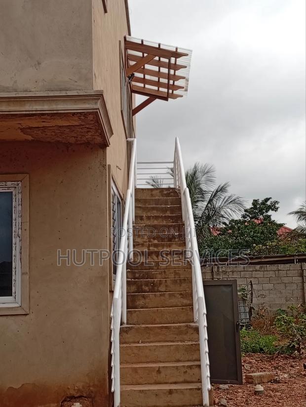 Rain Shelter · Photo 2