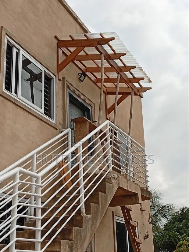 Rain Shelter · Photo 1