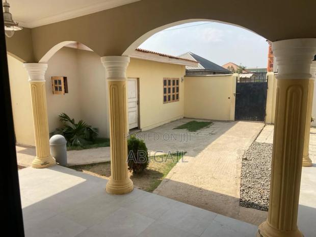 4bdrm House in Zion City, Community 25 for rent · Photo 3