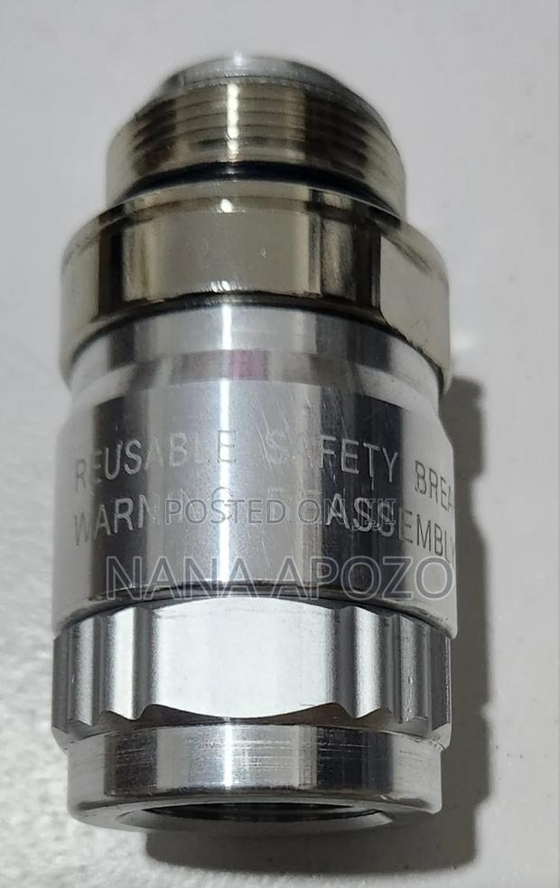 Fuel Dispenser 3/4 and 1" Zva Break Away Swivel · Photo 3