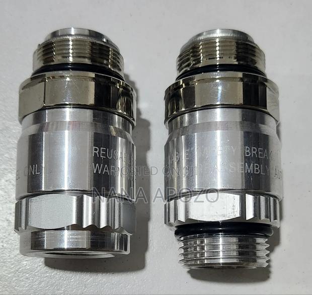 Fuel Dispenser 3/4 and 1" Zva Break Away Swivel · Photo 4