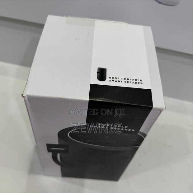 Bose Portable Smart Speaker · Photo 3