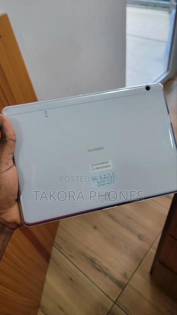 Huawei MediaPad T3 10 32 GB Silver · Photo 1