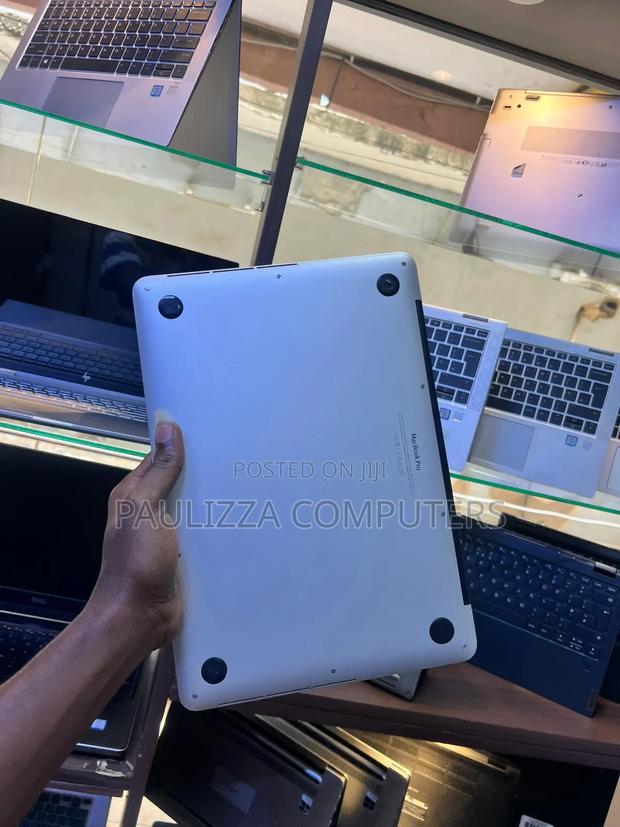 Laptop Apple MacBook Pro 2015 8GB Intel Core i5 SSD 256GB · Photo 3