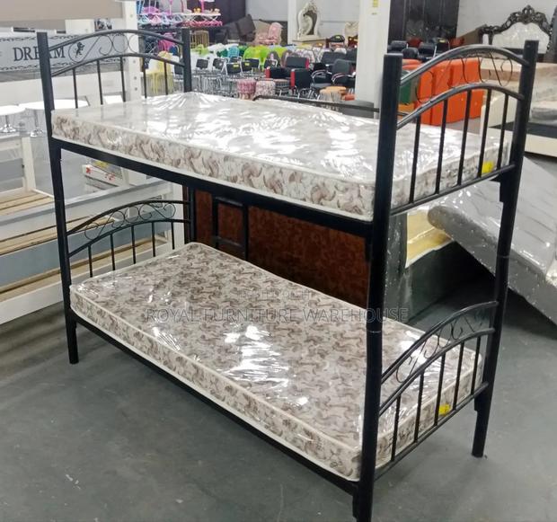 Top and Down Metal Bang Bed · Photo 1