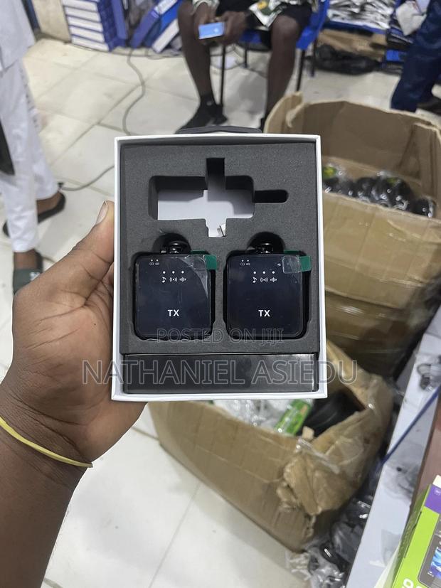 3 in 1 Wireless Microphones (F 15- 2 Double ) · Photo 3