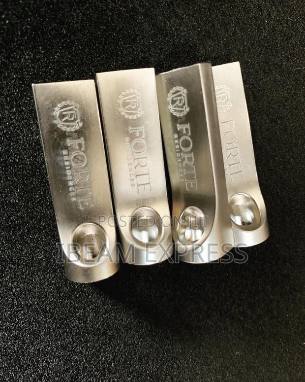 Engraving on Metal Pen Drives · Photo 2