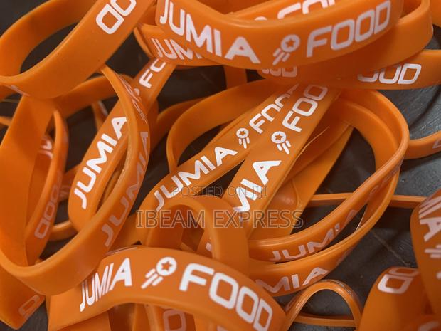 One Color Ink Printing on Wristbands · Photo 2