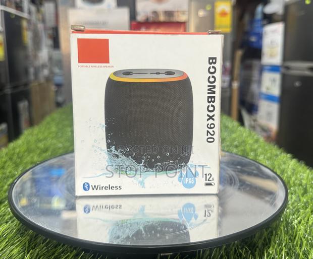 Long Hour Battery Bluetooth Speaker · Photo 3