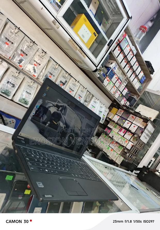 Laptop Toshiba 8GB Intel Core I5 HDD 500GB · Photo 3