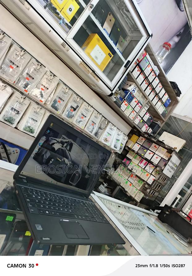 Laptop Toshiba 8GB Intel Core I5 HDD 500GB · Photo 4