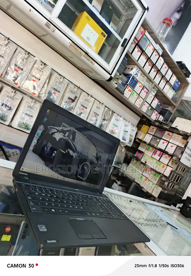 Laptop Toshiba 8GB Intel Core I5 HDD 500GB · Photo 8