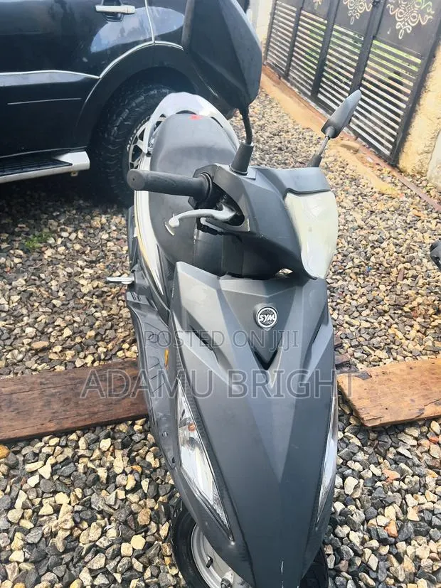 SYM Mio 2019 Black · Photo 1