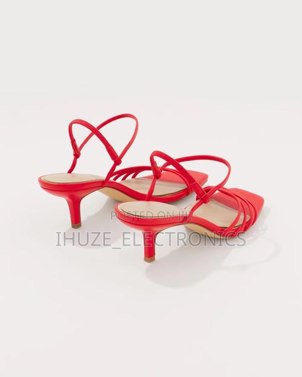 Strappy Kitten Heel Sandal (Us Sizes 7/8) · Photo 2