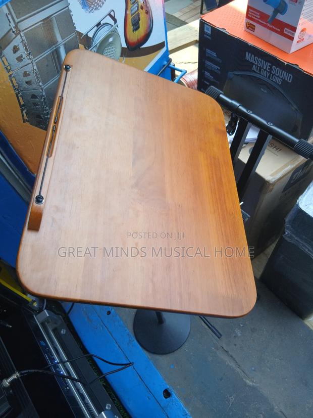 Wooden Bible Stand · Photo 2