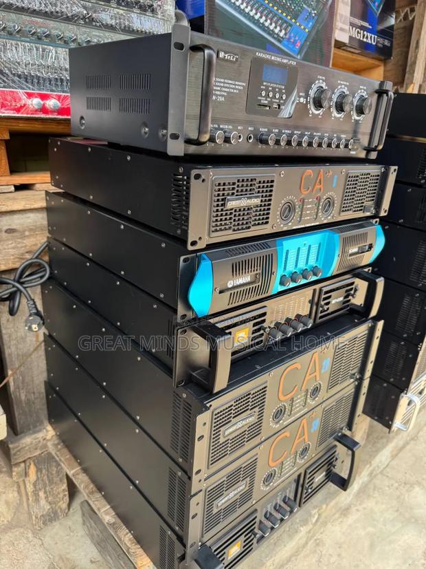 Crest Audio Ca30+ Power Amplifier · Photo 2