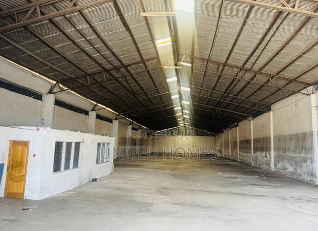 Dzorwulu 1300 Square Meter Warehouse for Rent · Photo 4