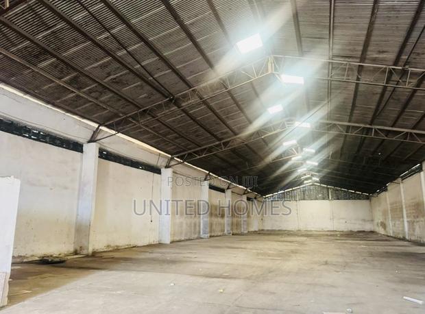 Dzorwulu 1300 Square Meter Warehouse for Rent · Photo 8