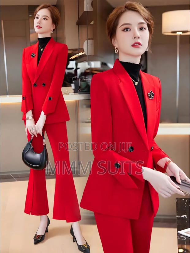 2-Piece Ladies Trousers Suit in One Button · Photo 1