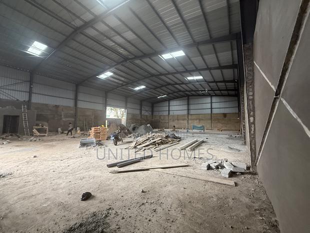West Legon 1300 Square Meter Warehouse For Rent · Photo 4