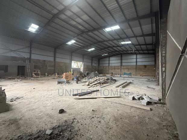 West Legon 1300 Square Meter Warehouse For Rent · Photo 7