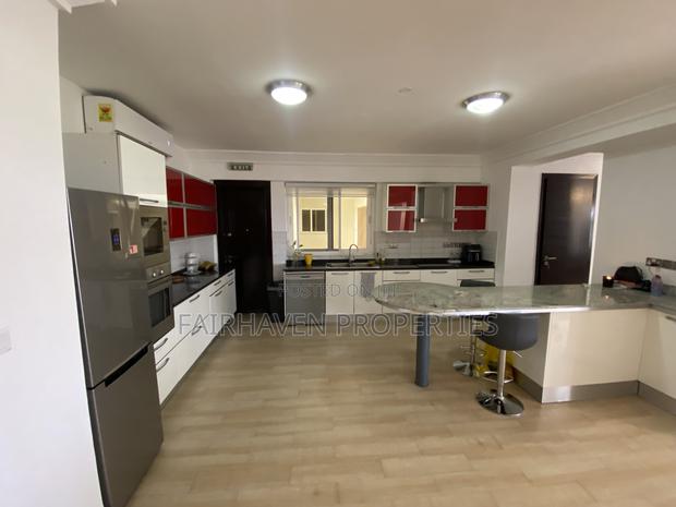 Fully Furnished 3 Bedrooms Apartment for Rent · Photo 7