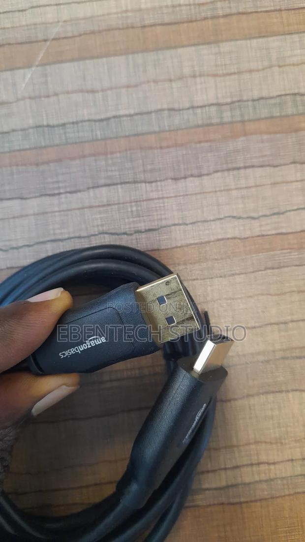 Dp Display Port to Hdmi Cable Amazon Basic · Photo 1