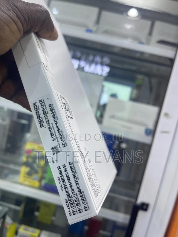 New Samsung Galaxy Tab S10 FE+ 256 GB Gray · Photo 2