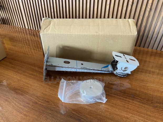 Starlink Mini Mount (Starlink Mini) · Photo 2