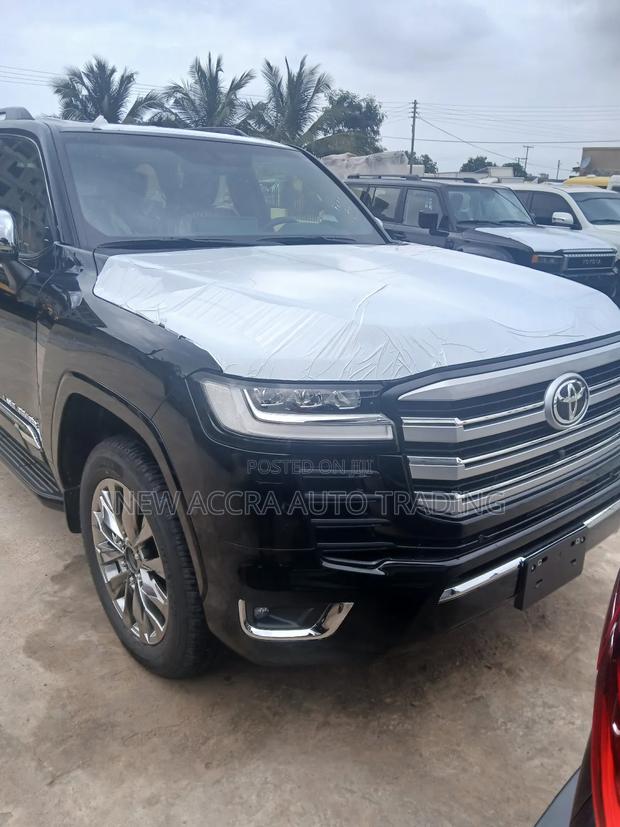 New Toyota Land Cruiser 1958 2025 Black · Photo 1