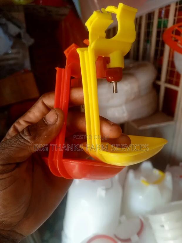 Poultry Nipple Drinkers · Photo 1