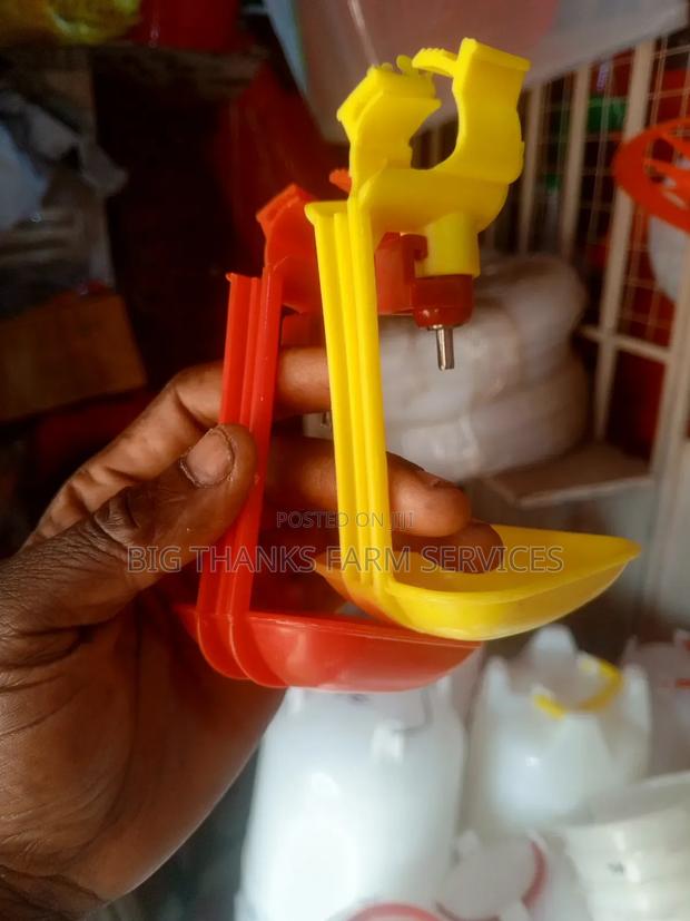 Poultry Nipples Drinkers,Red& Yellow · Photo 1