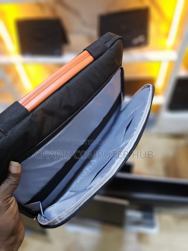 Portable Laptop Sleeve Bag · Photo 5