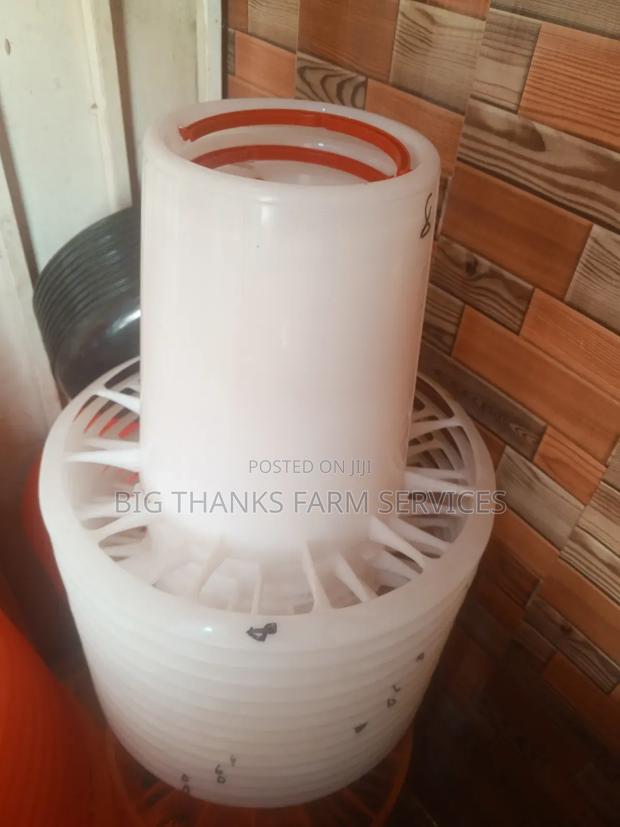 Poultry Feeders · Photo 1