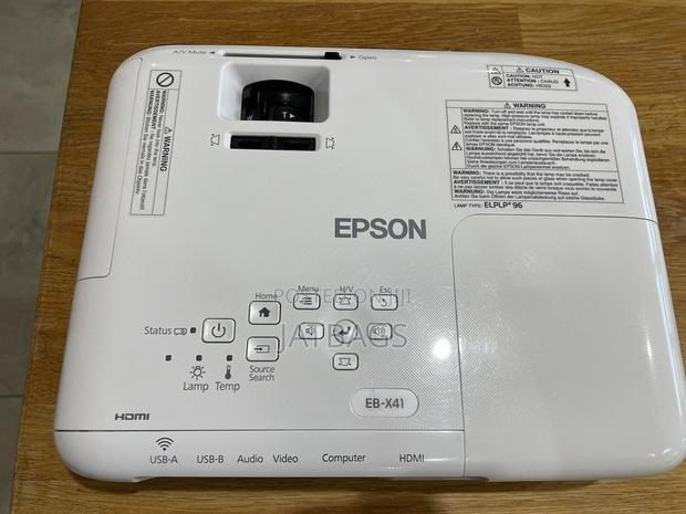 Epson Powerful Projector From Uk With Warranty (Free Delivery) · Photo 7