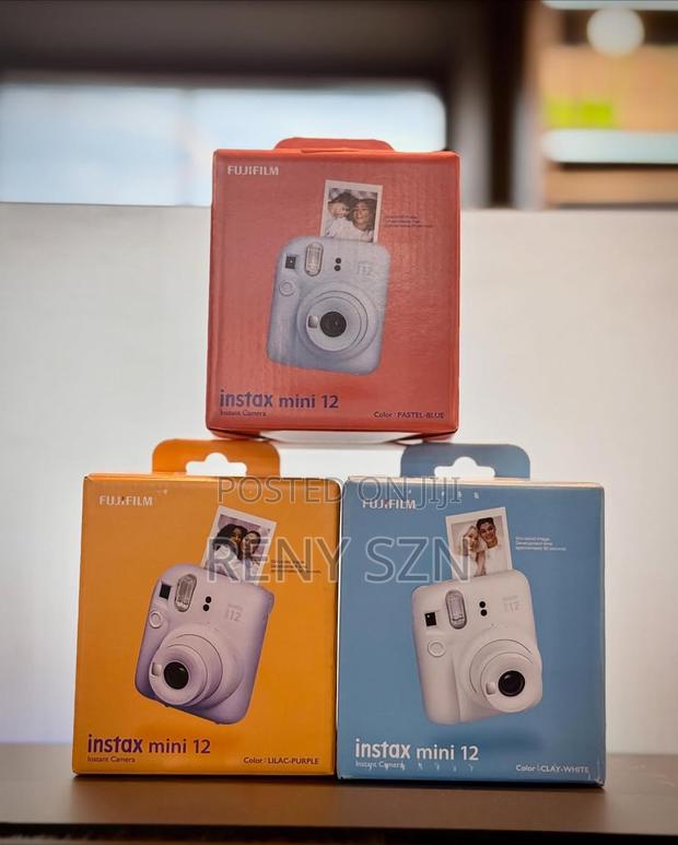 Fujifilm Instax Mini 12 Instant Camera · Photo 1
