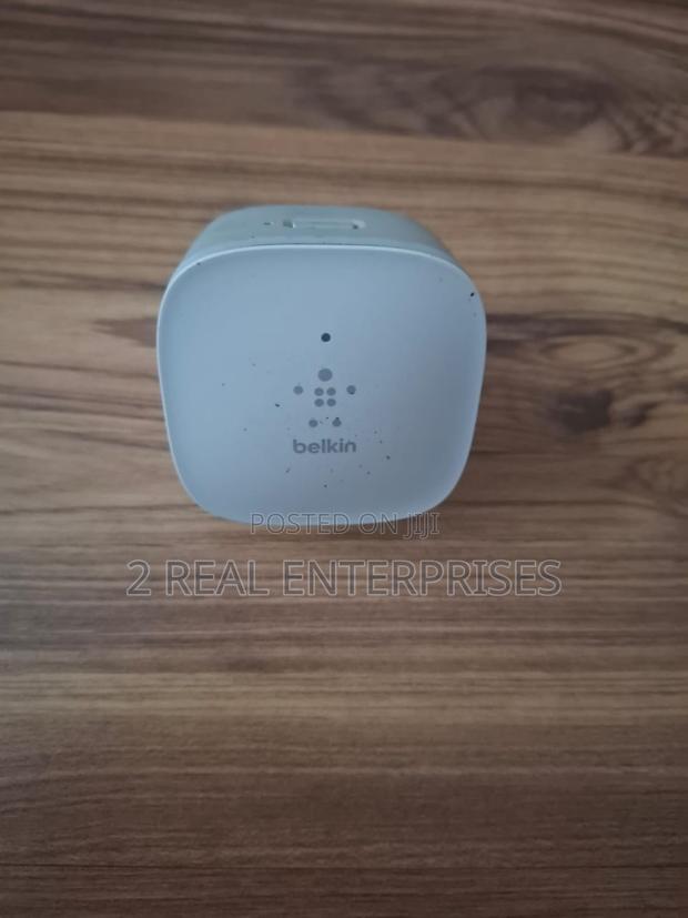 Genuine Belkin F9k1015 Wi-Fi Wireless Range Extender N300 · Photo 1