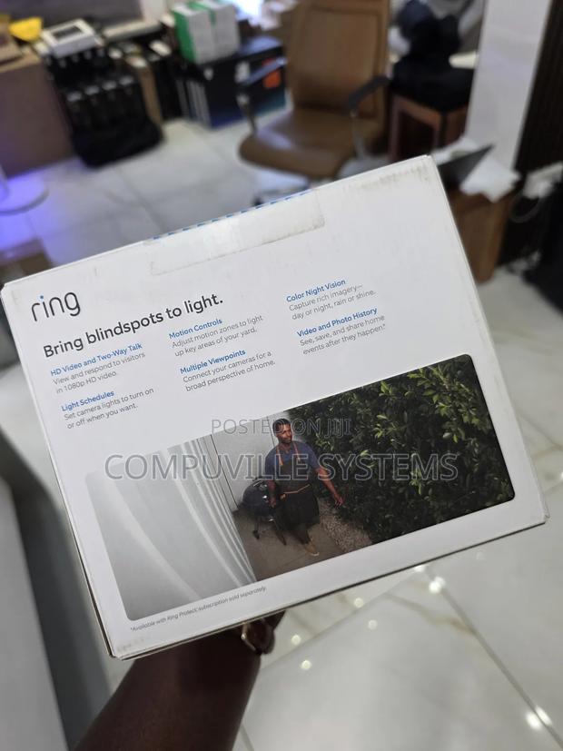 Ring Spotlight Plus Camera · Photo 4