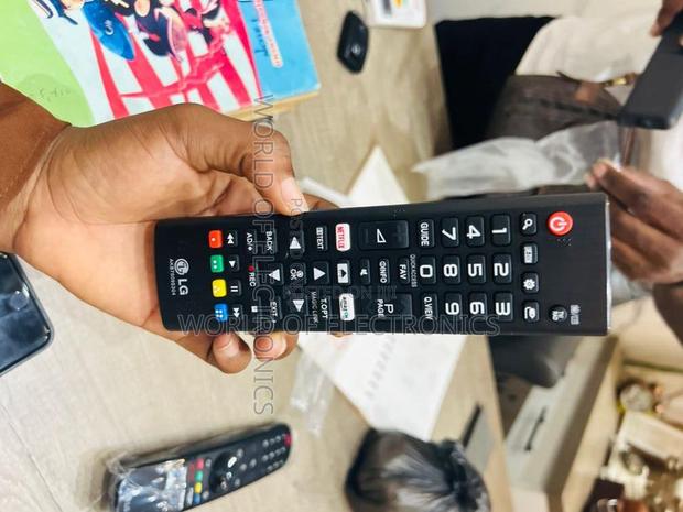 Classic Remote Smart Control Device for All Lg Smart TVS · Photo 1