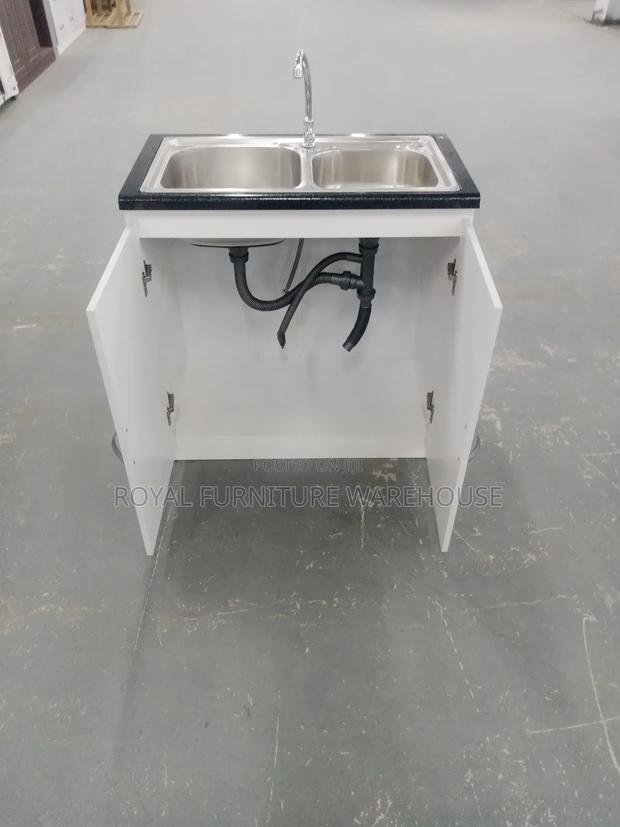 Foreign Kitchen Sink Cabinet · Photo 2
