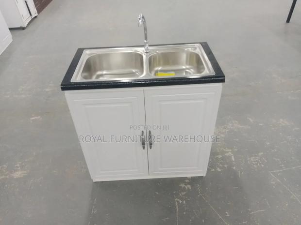 Foreign Kitchen Sink Cabinet · Photo 1