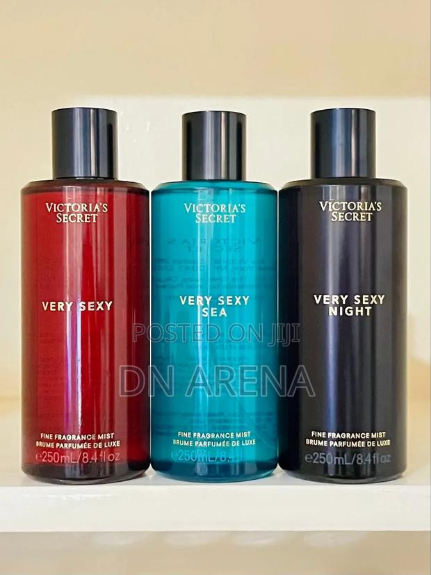 Victoria Secret Fine Fragrance Mist · Photo 1