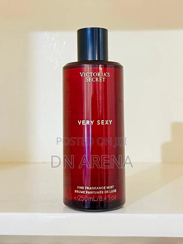 Victoria Secret Fine Fragrance Mist · Photo 2