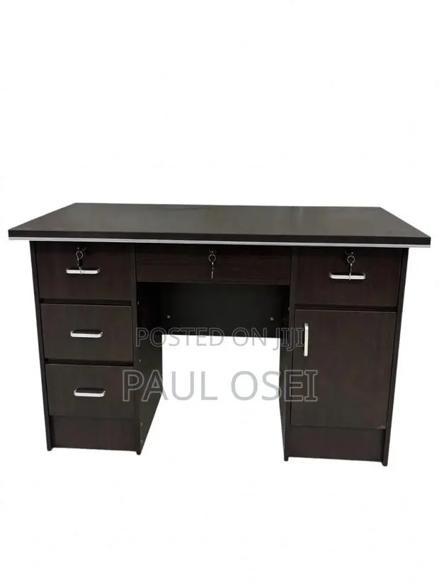 Office Desk · Photo 1