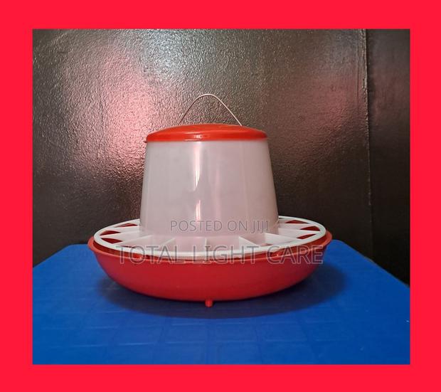 20kg Poultry Feeder Medium Size · Photo 1