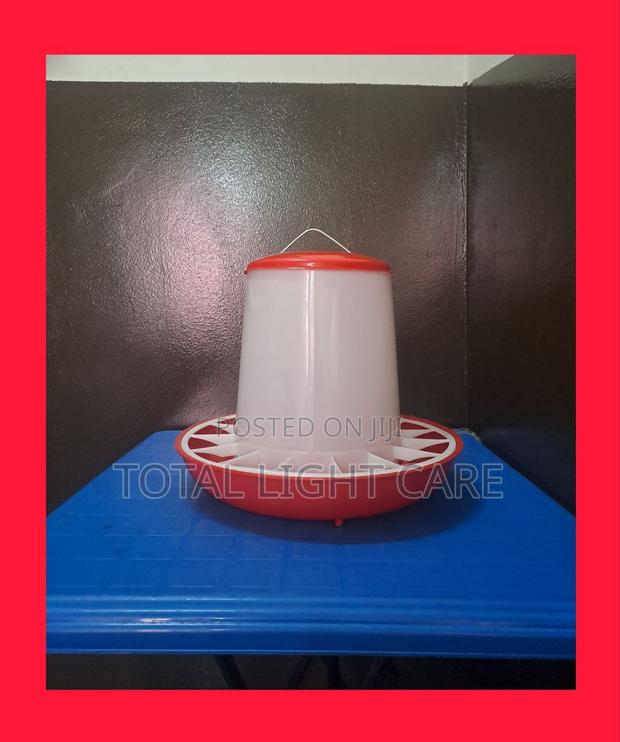Poultry Feeder Big Size · Photo 1