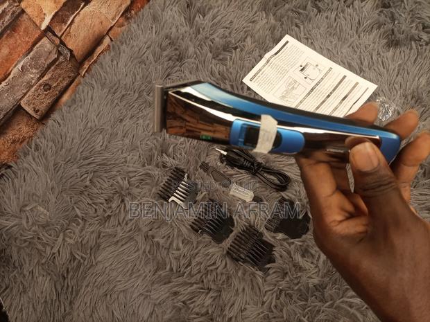 Professional Barbering Machine · Photo 1